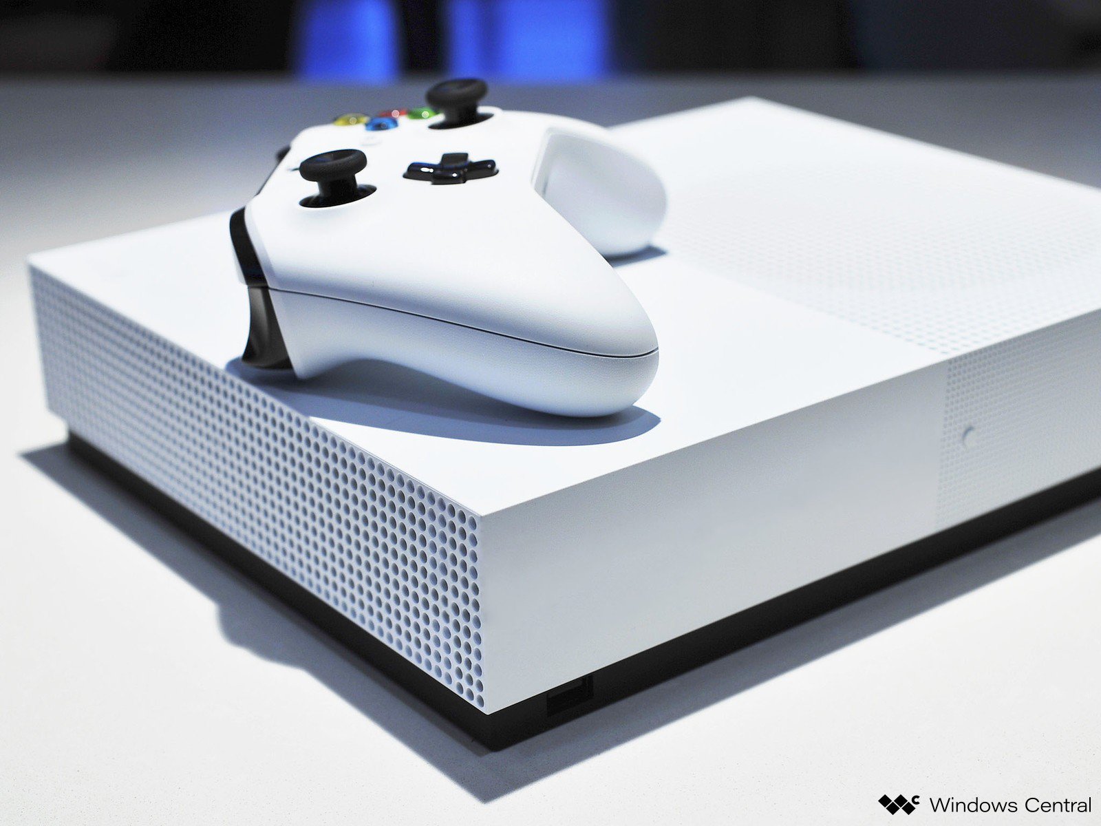 Xbox One S All-Digital Edition preorders in April 2019 xbox-one-discless-console-2.jpg