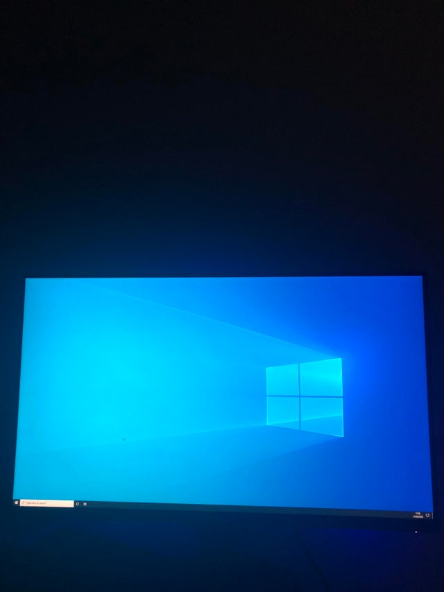 Desktop screen bug xns81tk31vy81.jpg