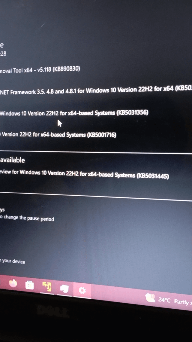 Weird curser bug I found Y3ZtZHR6Yjc5bXdiMRCD6sBrktfmiF2EXV_n3qbQjgYA_C7hepMm7OTbiYng.png
